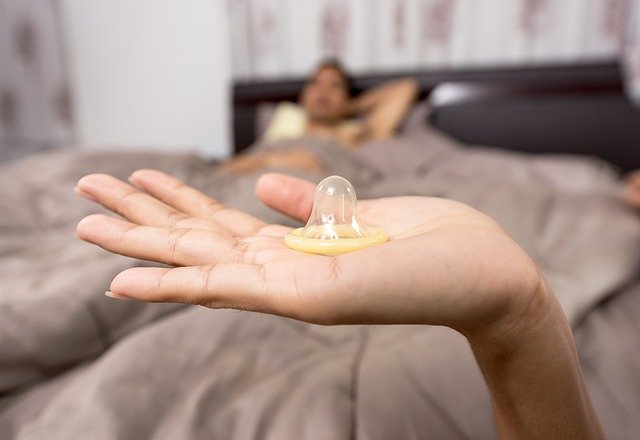 Pourquoi a-t-on peur de parler des préservatifs ?